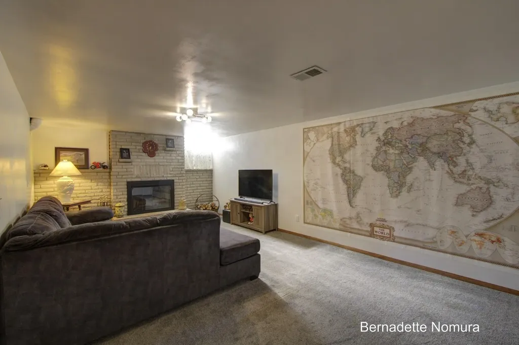 1906 Andrew Street SE Kentwood City MI 49508