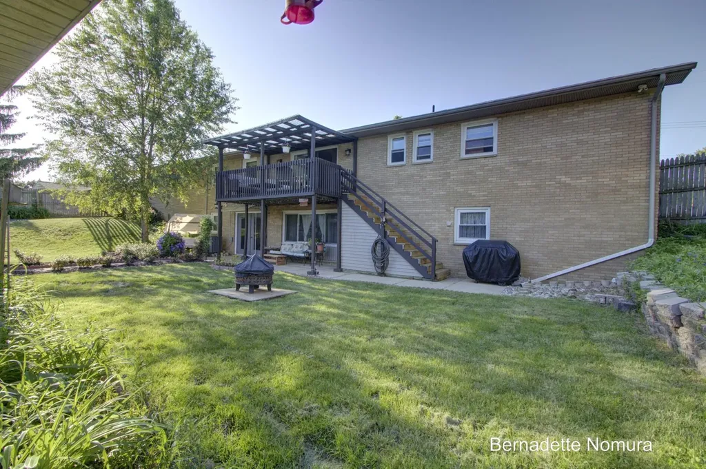 1906 Andrew Street SE Kentwood City MI 49508