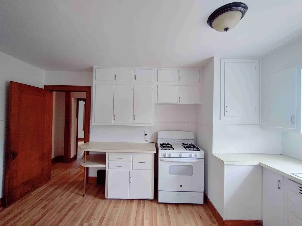 360 W Hume Avenue Muskegon Heights City MI 49444