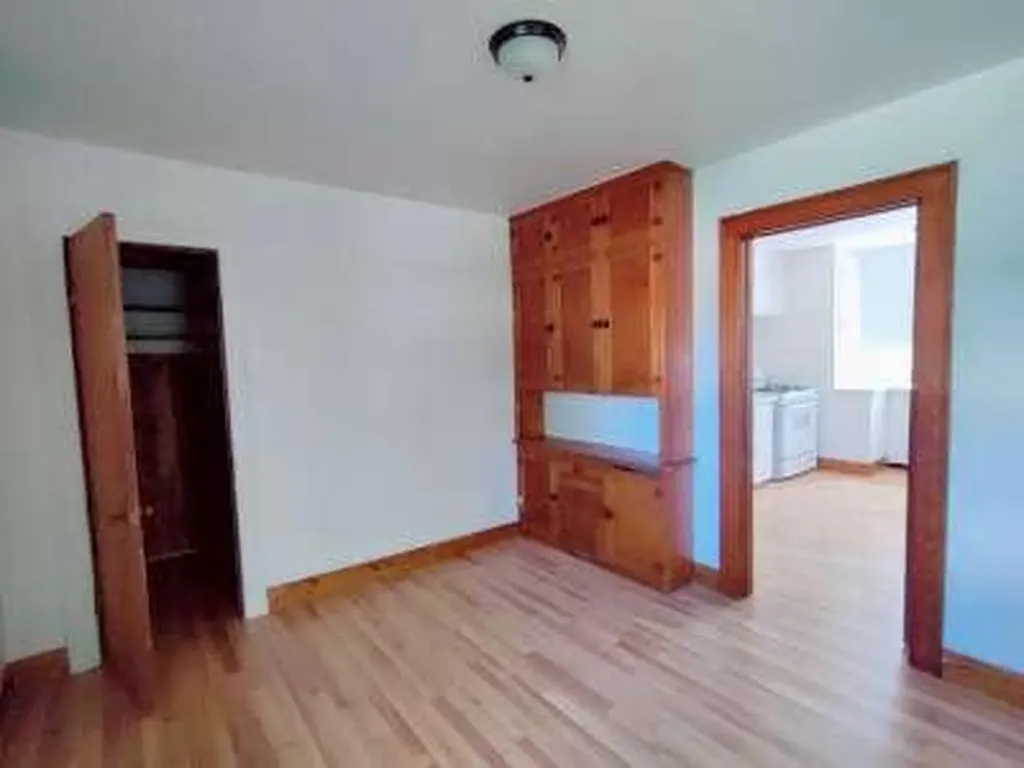 360 W Hume Avenue Muskegon Heights City MI 49444