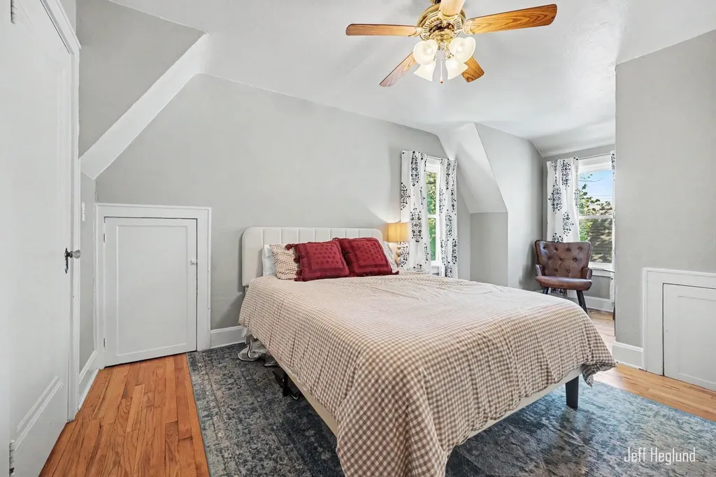 1808 Rossman Avenue SE Grand Rapids City MI 49507