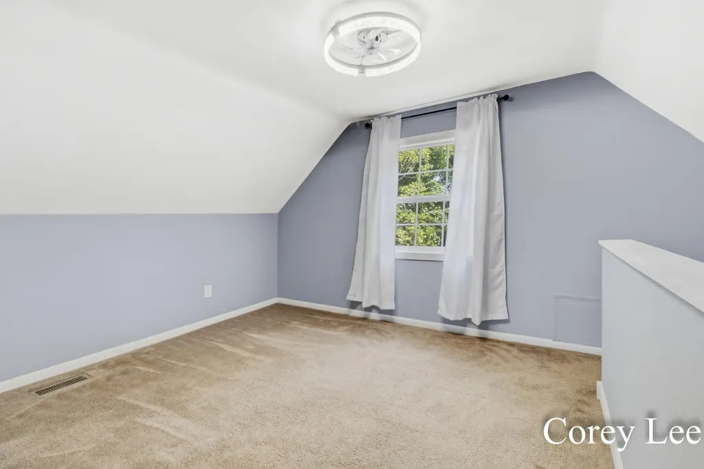536 Ionia Street Belding City MI 48809