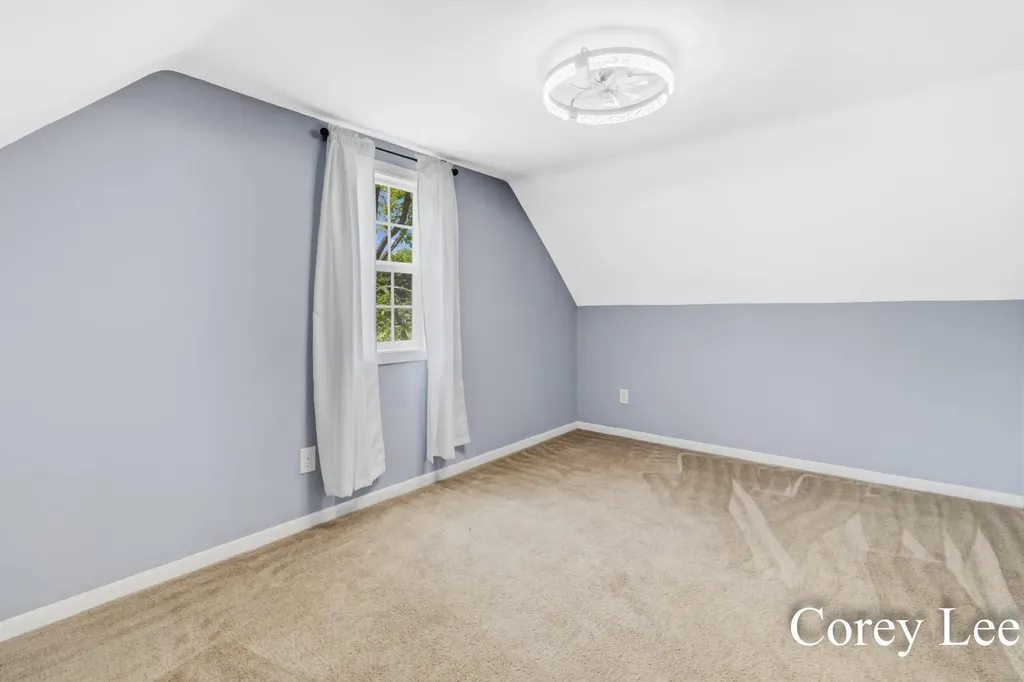536 Ionia Street Belding City MI 48809