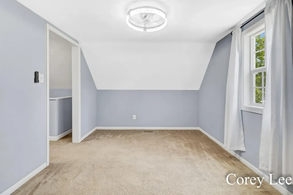 536 Ionia Street Belding City MI 48809