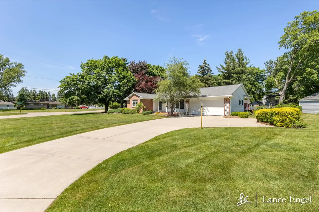 11159 Northgate Avenue Allendale Charter Township MI 49401