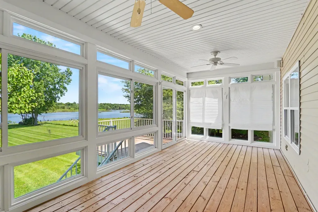 9555 Miller Drive Comstock Charter Township MI 49053