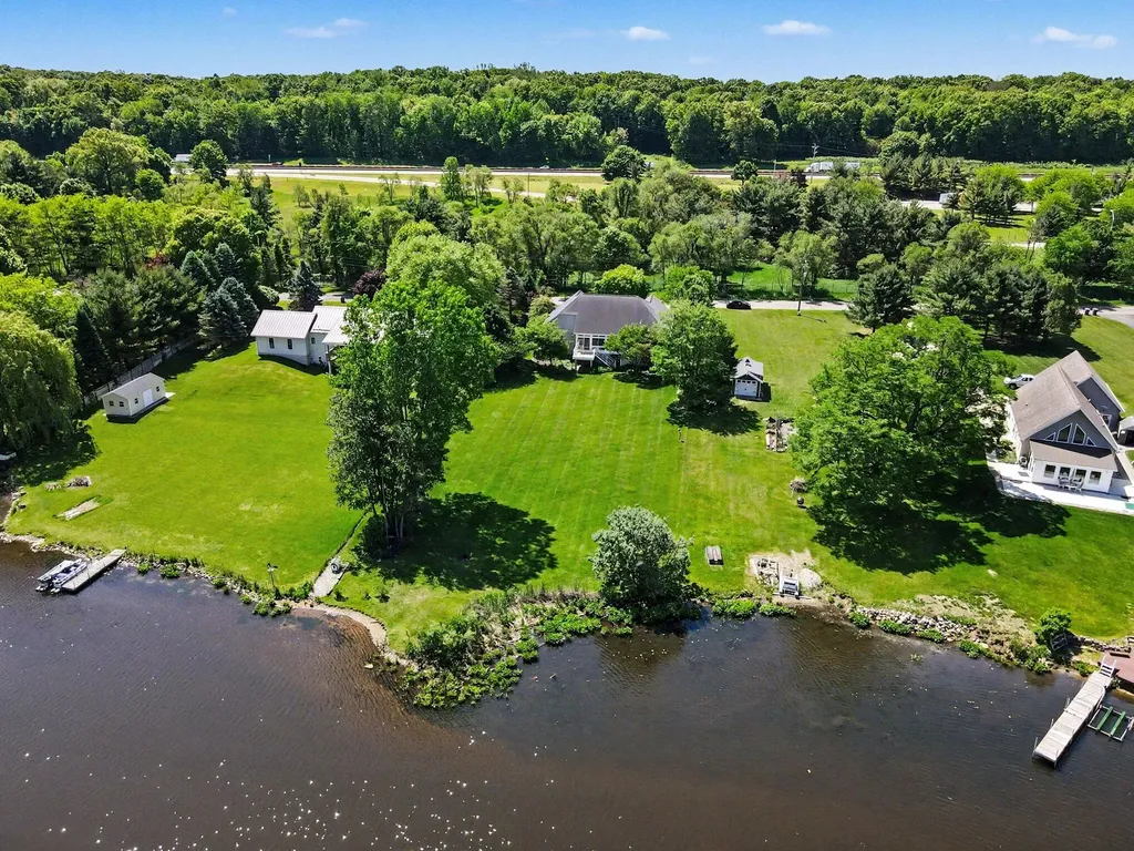 9555 Miller Drive Comstock Charter Township MI 49053