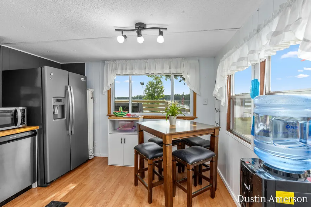 72 Sundago Park Street Hastings Charter Township MI 49058