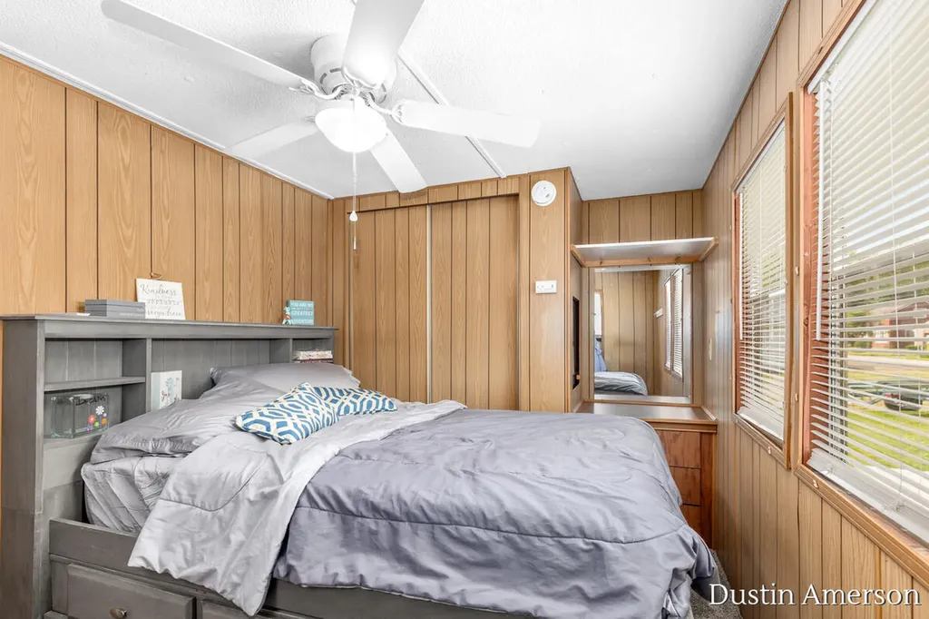 72 Sundago Park Street Hastings Charter Township MI 49058
