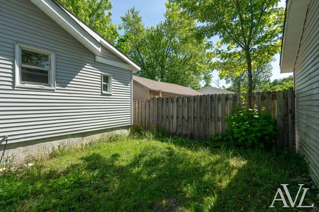 826 Lincoln Avenue NW Grand Rapids City MI 49504