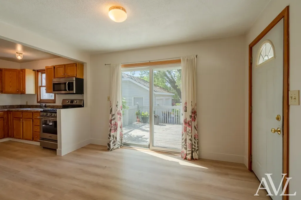 826 Lincoln Avenue NW Grand Rapids City MI 49504