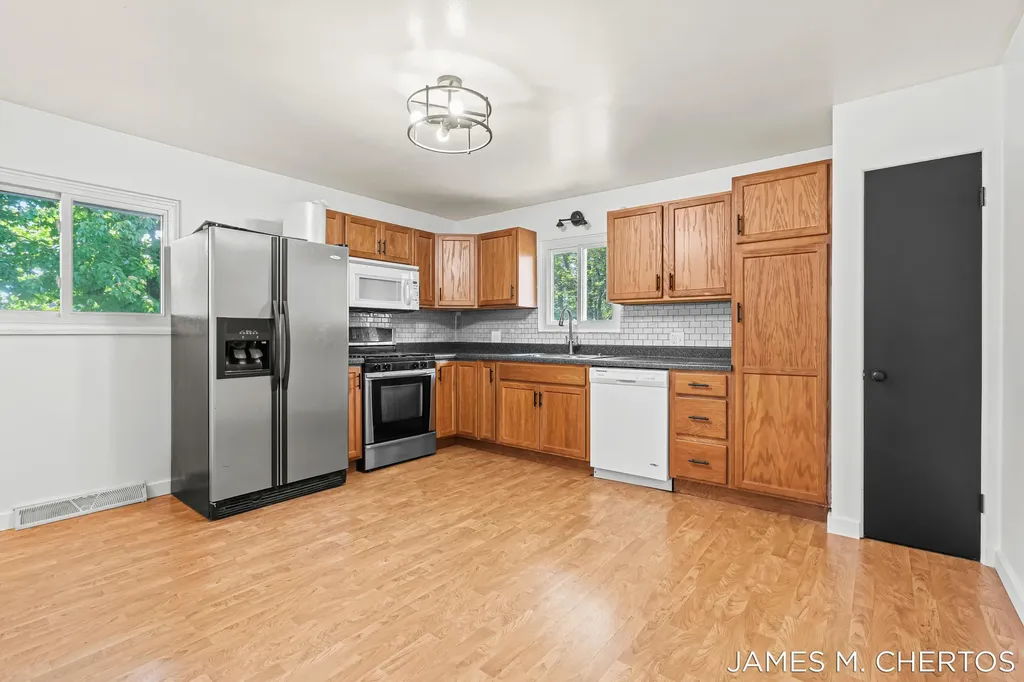 228 South Street Spring Lake Village MI 49456