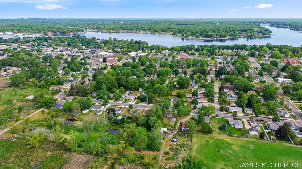 228 South Street Spring Lake Village MI 49456