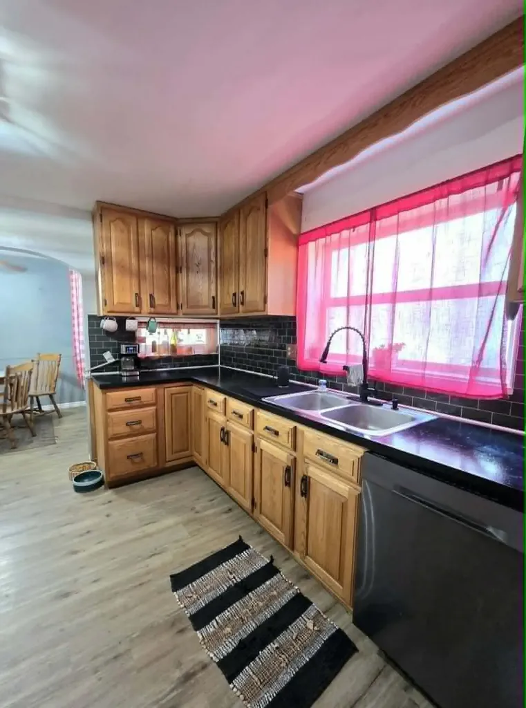 105 S Prospect Street St. Johns City MI 48879