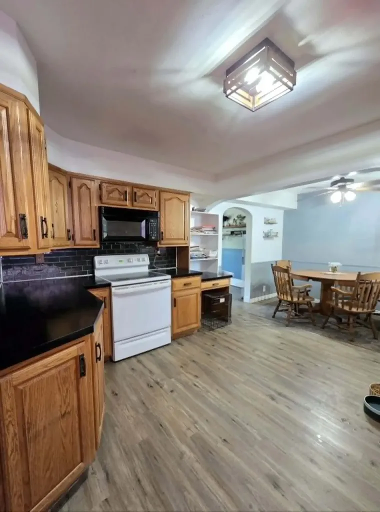 105 S Prospect Street St. Johns City MI 48879