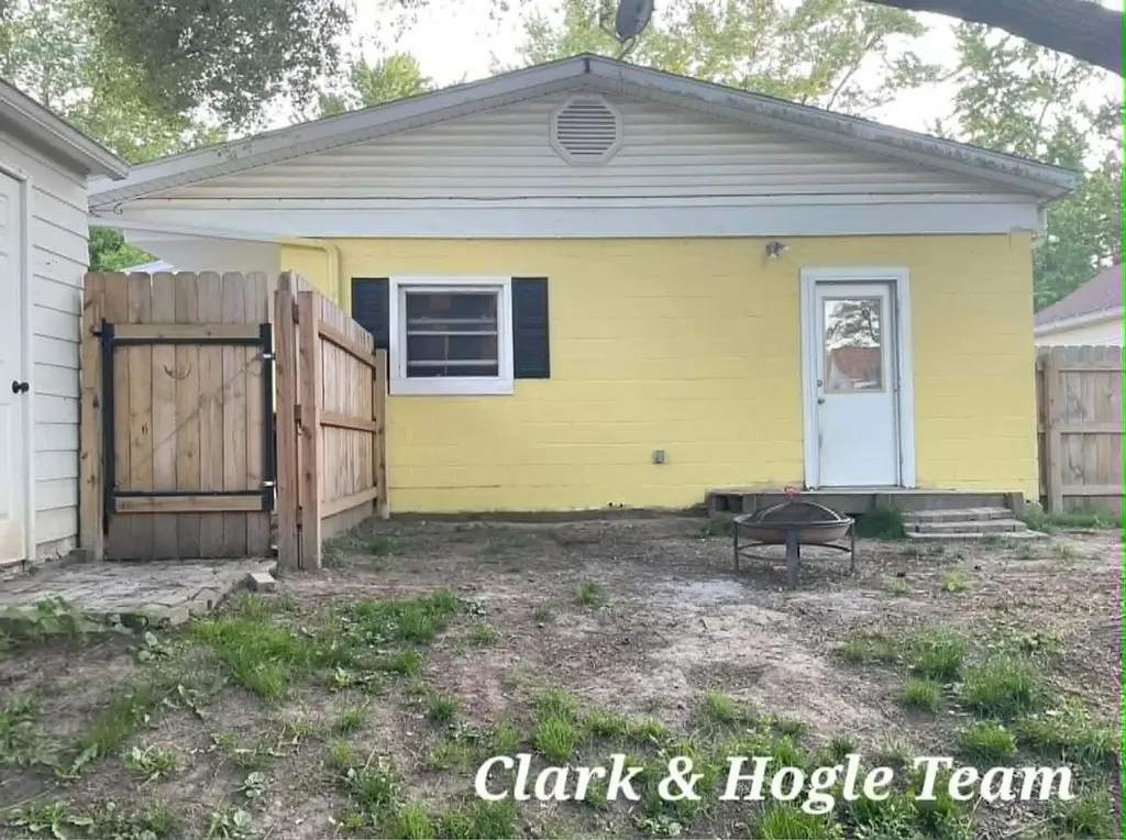 105 S Prospect Street St. Johns City MI 48879