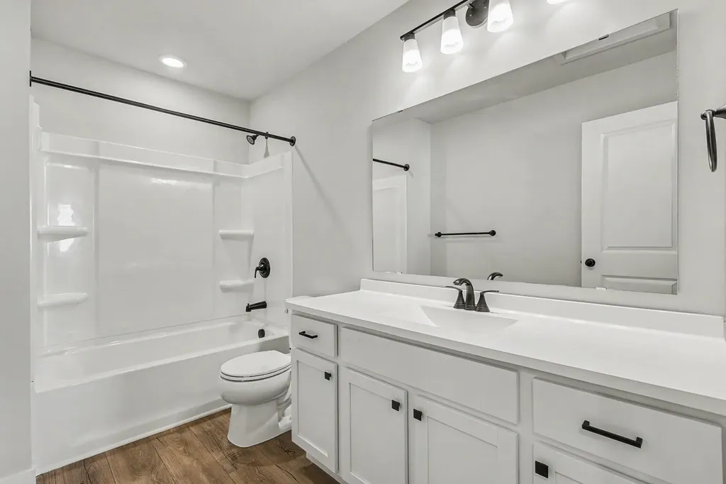 2053 Kristin Court Muskegon Charter Township MI 49442