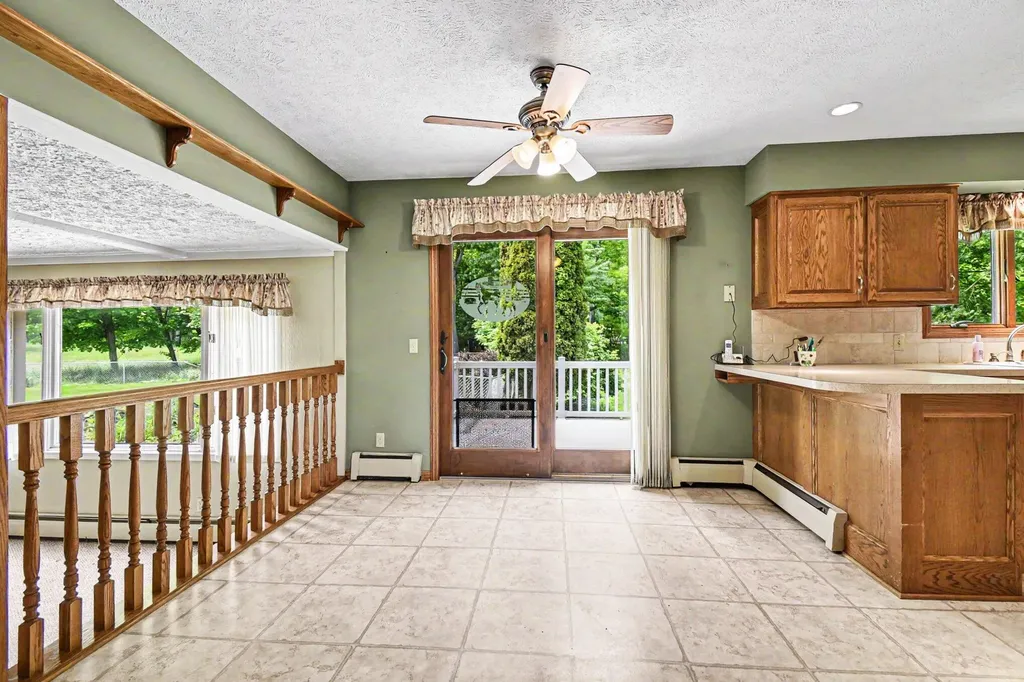 5269 Kenowa Avenue SW Georgetown Charter Township MI 49418