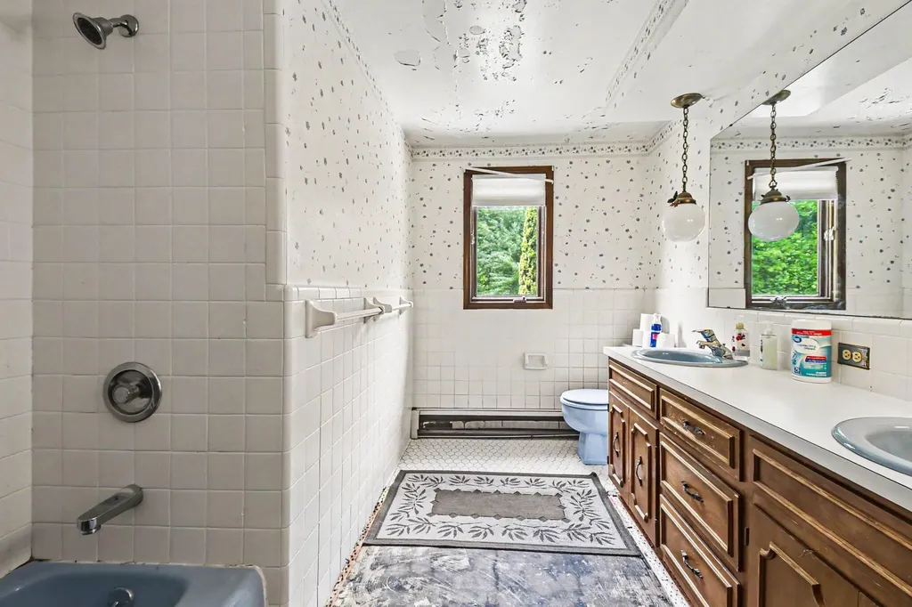 5269 Kenowa Avenue SW Georgetown Charter Township MI 49418