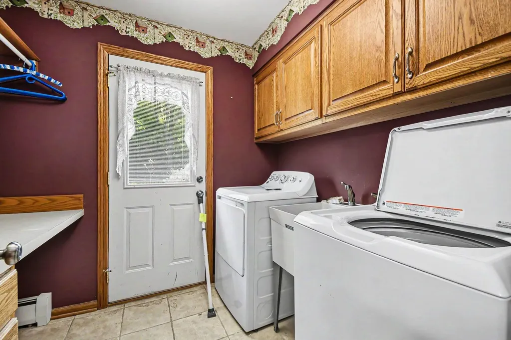 5269 Kenowa Avenue SW Georgetown Charter Township MI 49418