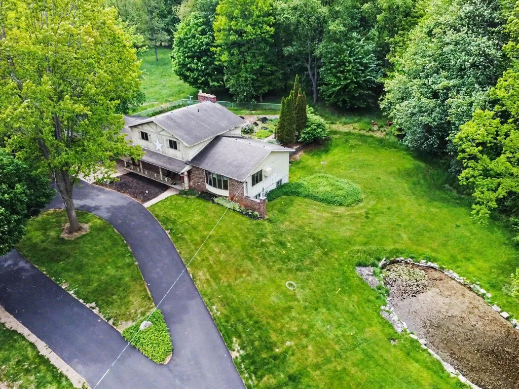 5269 Kenowa Avenue SW Georgetown Charter Township MI 49418