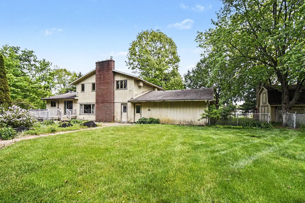 5269 Kenowa Avenue SW Georgetown Charter Township MI 49418