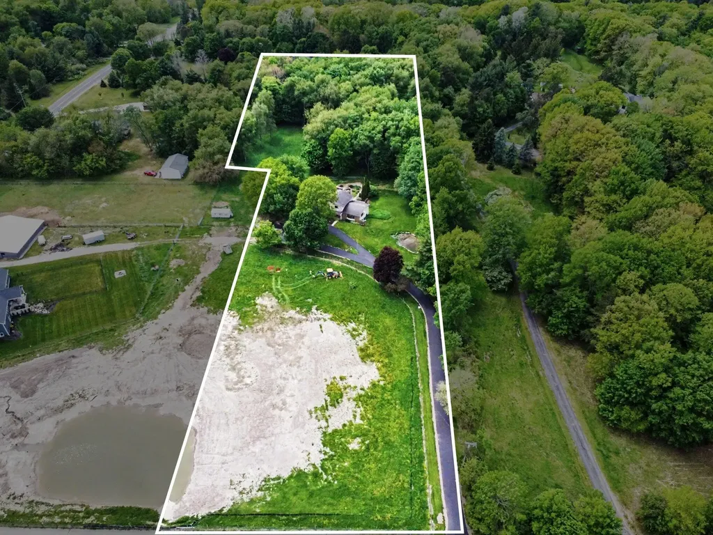 5269 Kenowa Avenue SW Georgetown Charter Township MI 49418