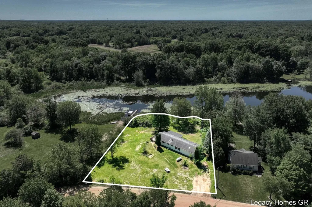 4621 Baker Road Bloomingdale Township MI 49055