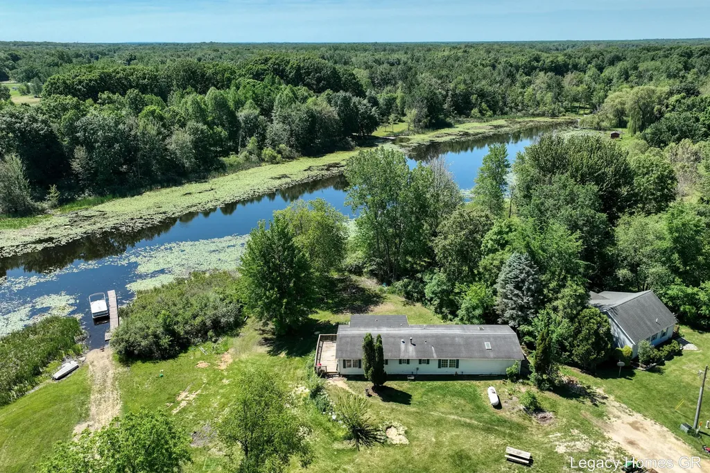 4621 Baker Road Bloomingdale Township MI 49055
