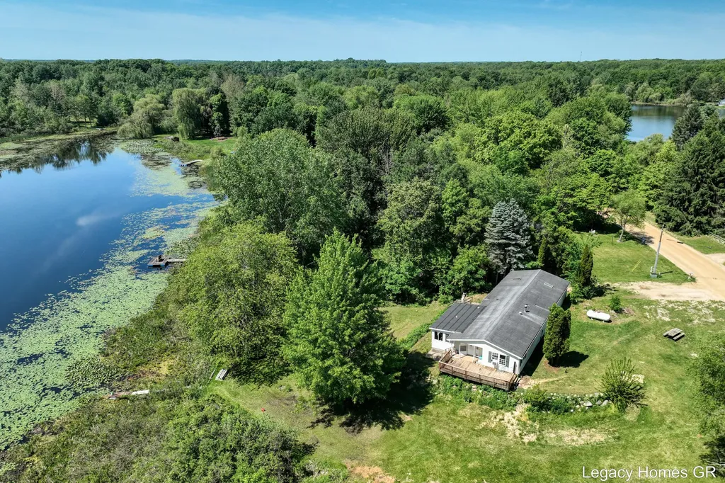 4621 Baker Road Bloomingdale Township MI 49055