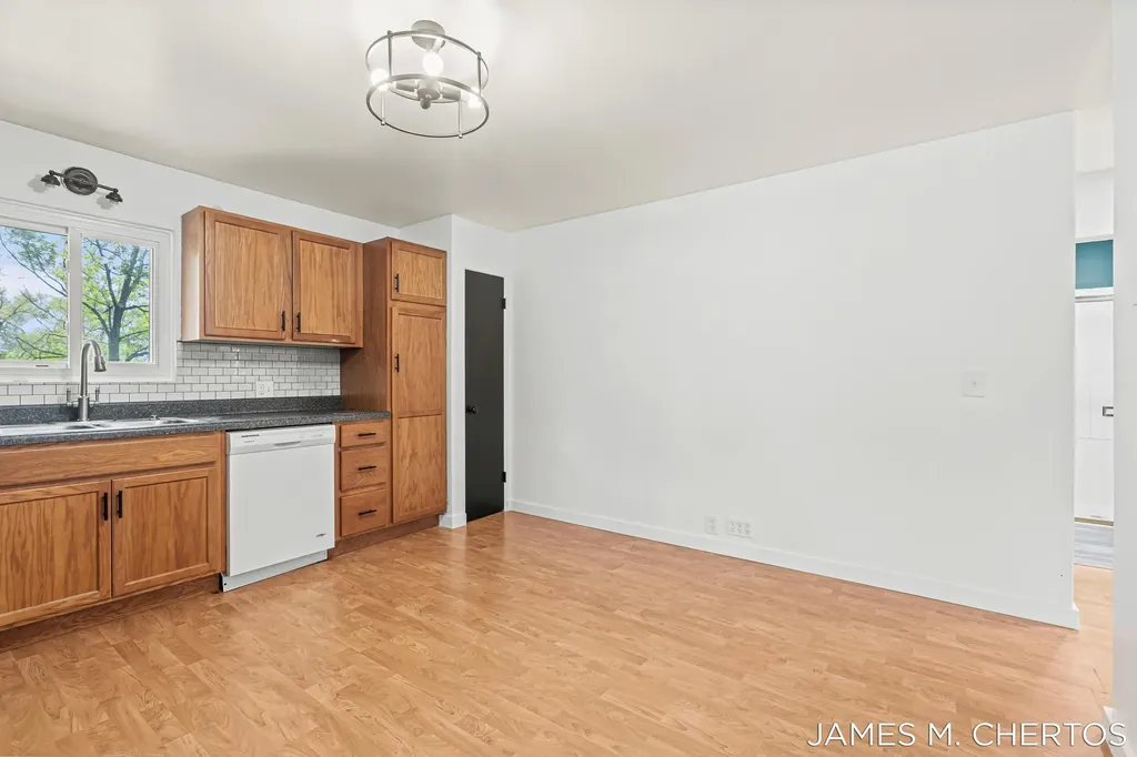 228 South Street Spring Lake Village MI 49456