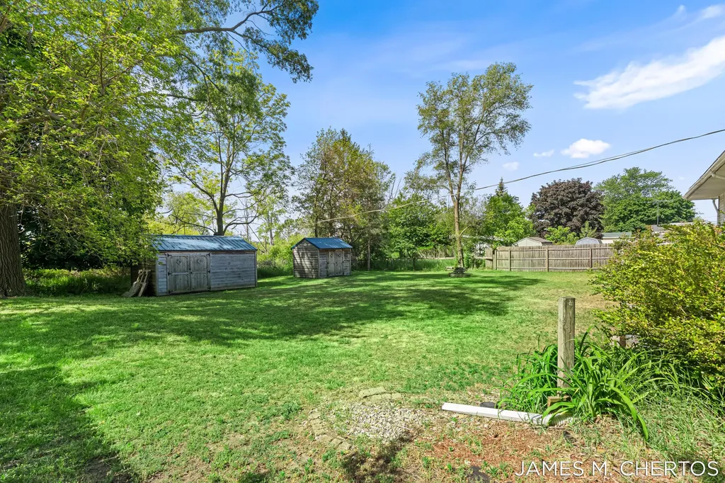 228 South Street Spring Lake Village MI 49456
