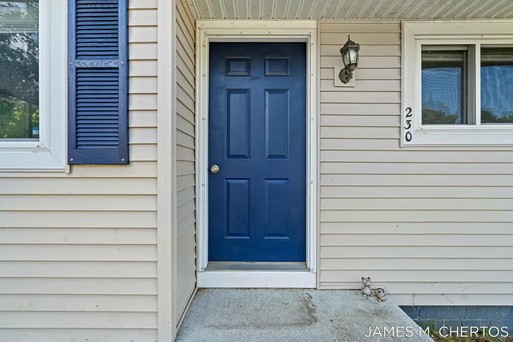 228 South Street Spring Lake Village MI 49456