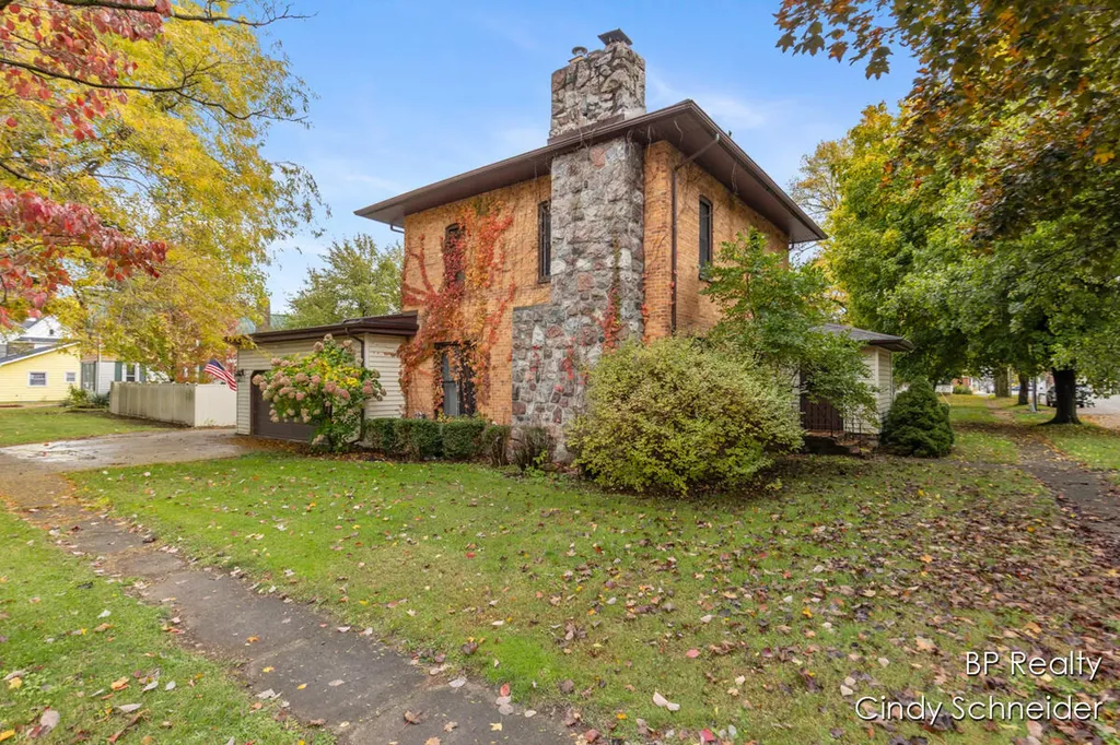 282 N Centre Street Marcellus Village MI 49067