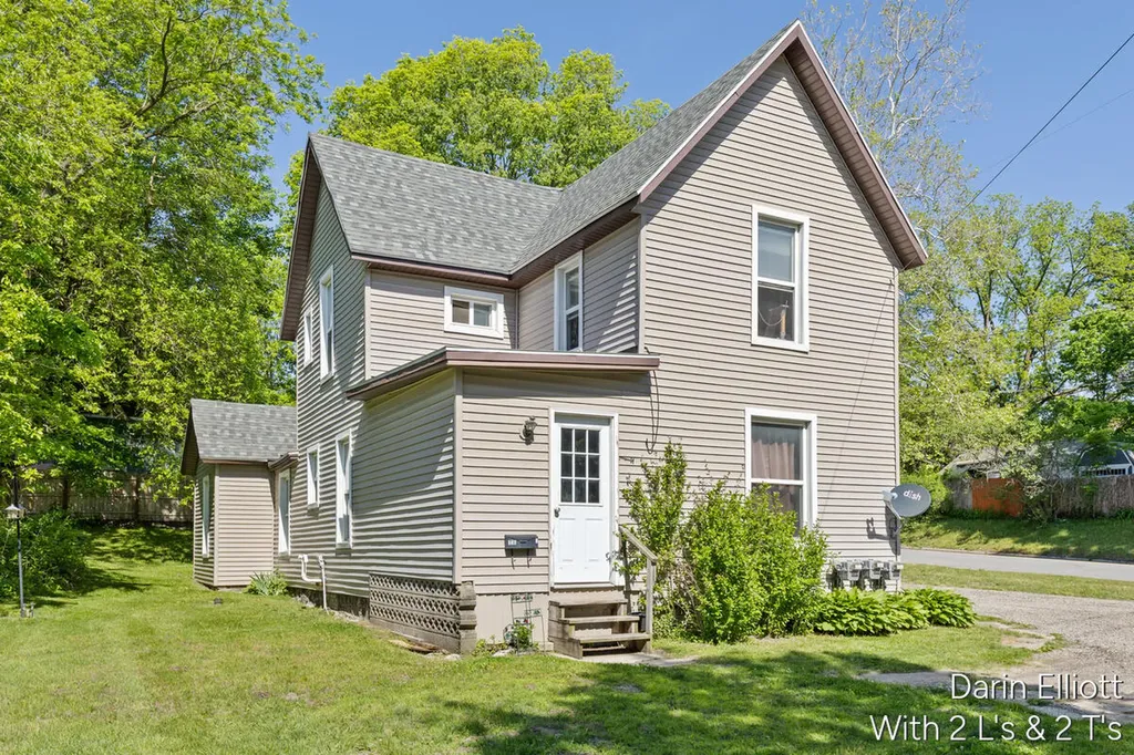 736 N Michigan Avenue Hastings City MI 49058