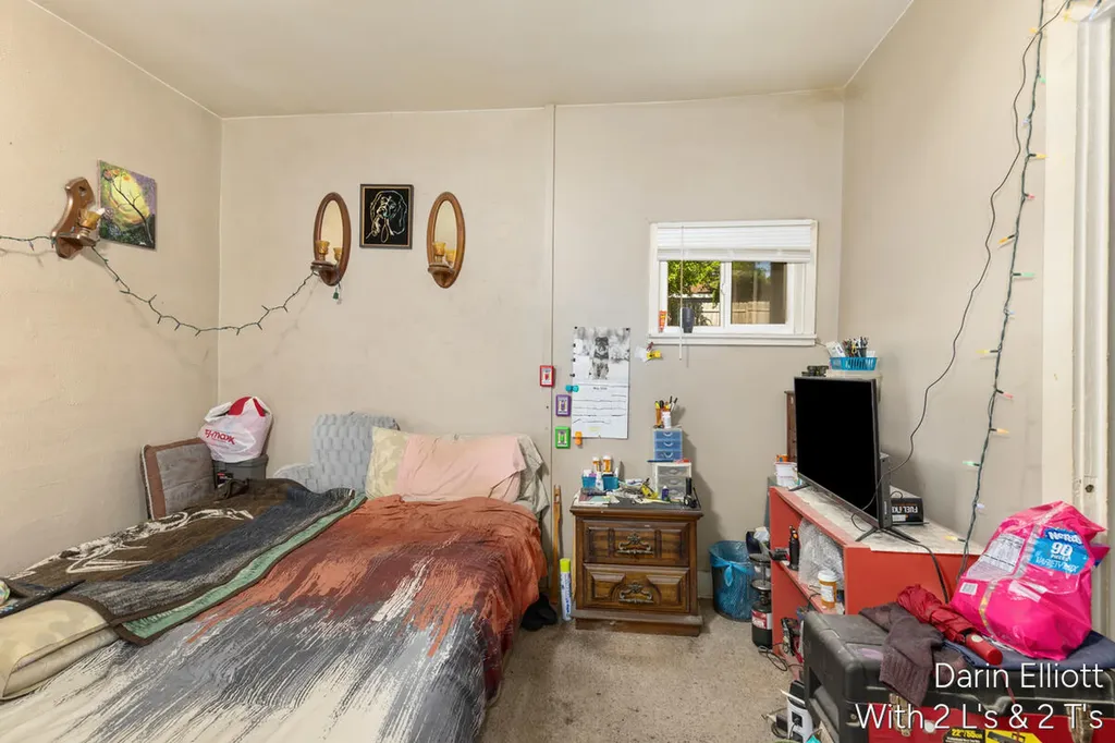 736 N Michigan Avenue Hastings City MI 49058