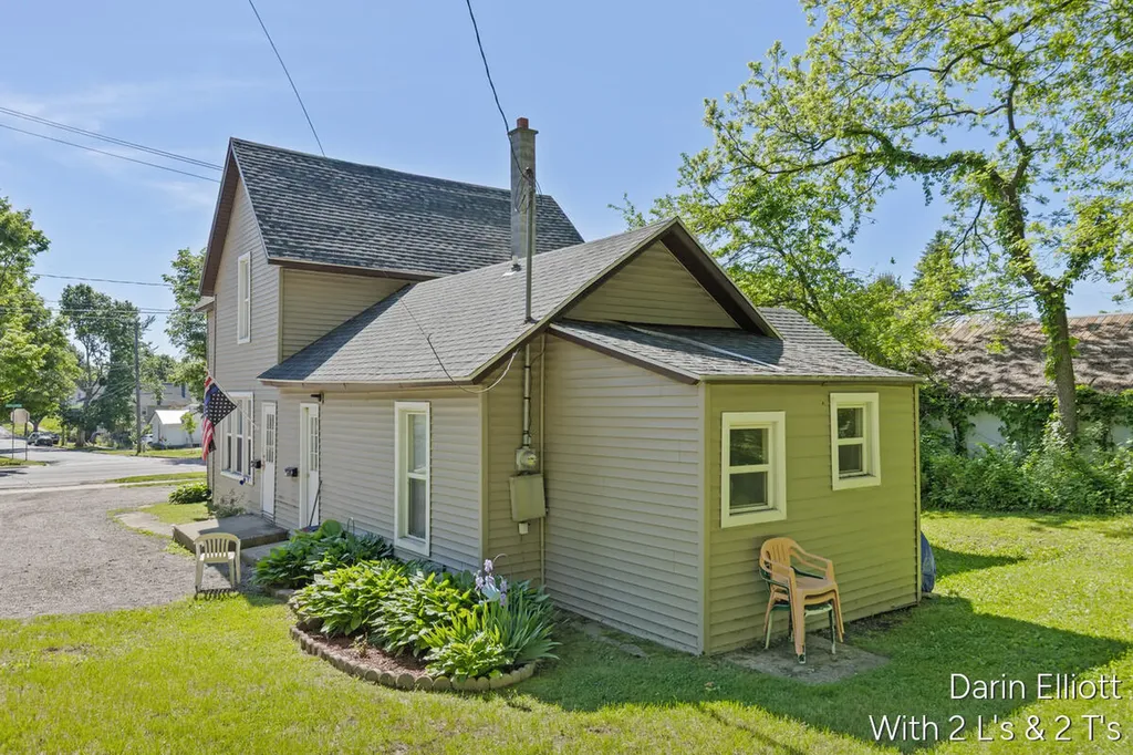 736 N Michigan Avenue Hastings City MI 49058