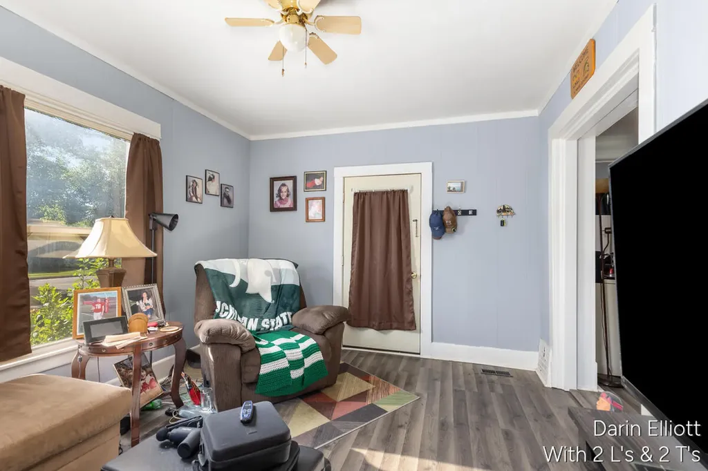 736 N Michigan Avenue Hastings City MI 49058
