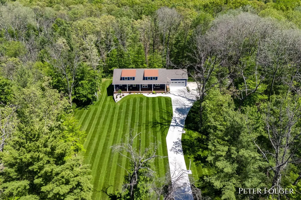 7092 Dagget Road Reynolds Township MI 49329