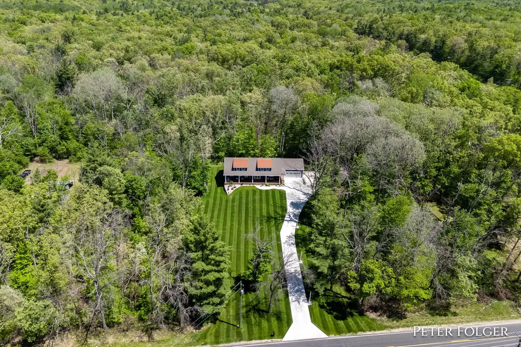 7092 Dagget Road Reynolds Township MI 49329