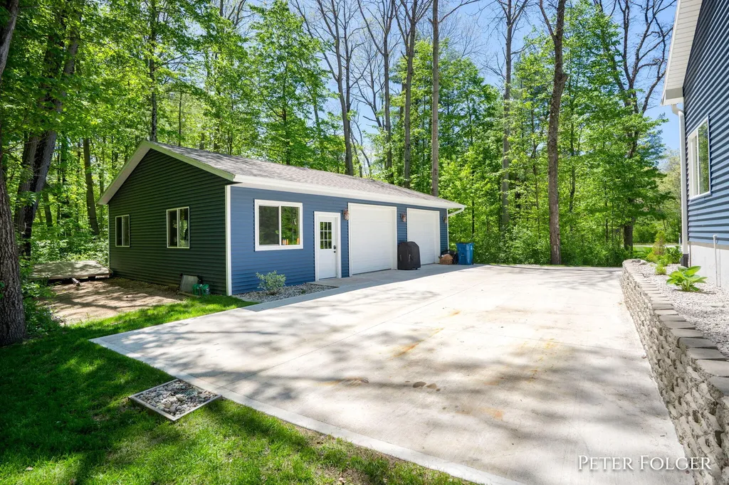 7092 Dagget Road Reynolds Township MI 49329