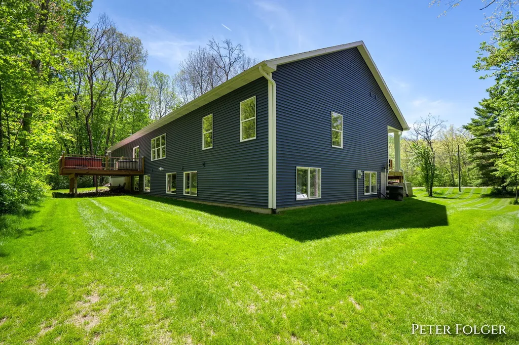 7092 Dagget Road Reynolds Township MI 49329