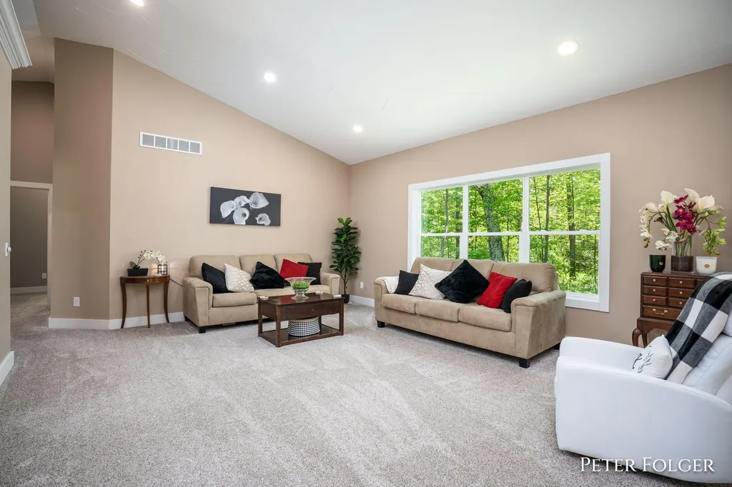 7092 Dagget Road Reynolds Township MI 49329