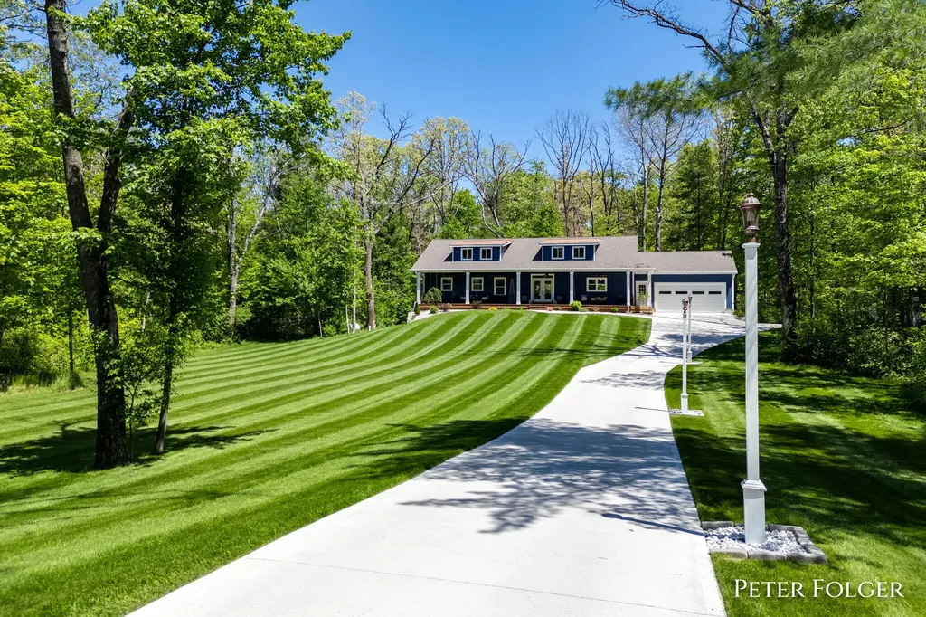 7092 Dagget Road Reynolds Township MI 49329