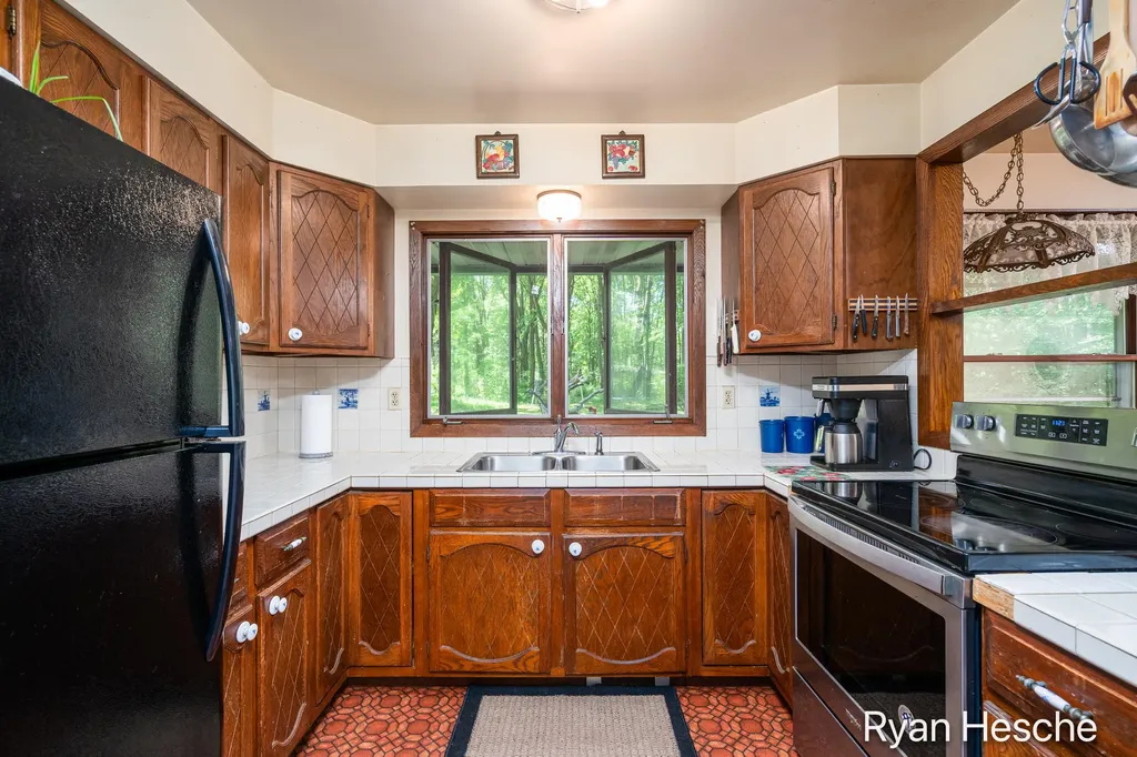 8775 Peck Lake Road Boston Township MI 48881