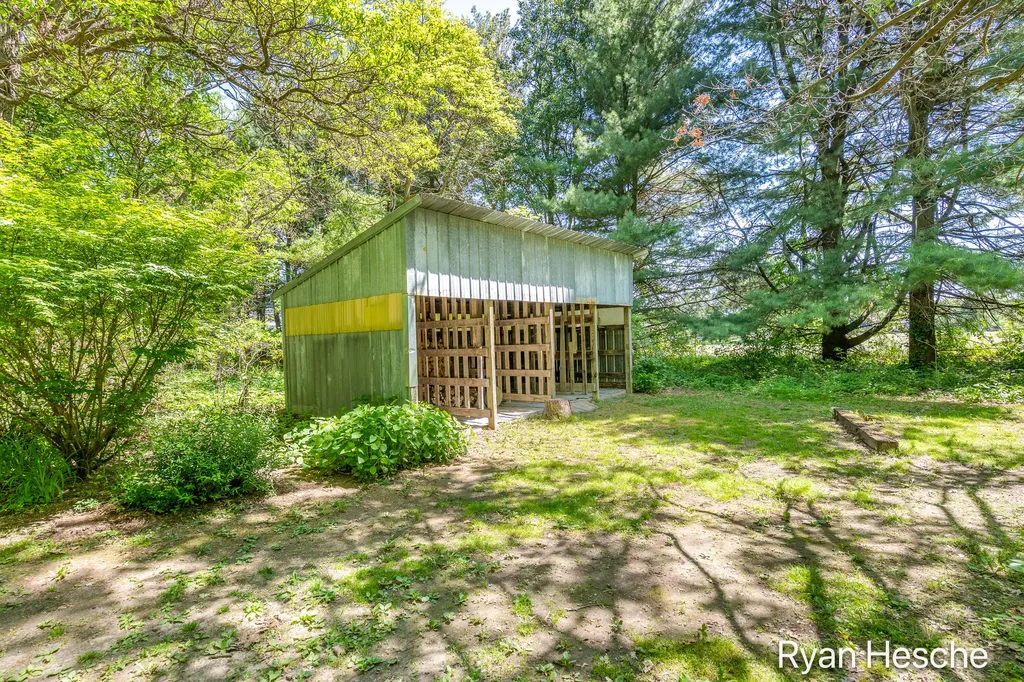 8775 Peck Lake Road Boston Township MI 48881