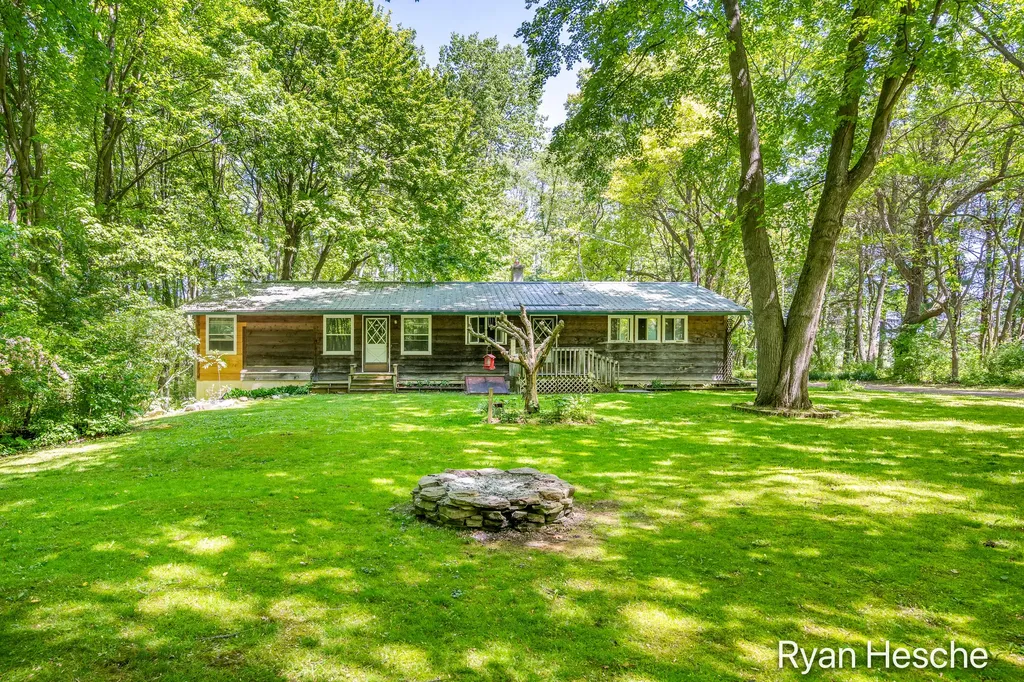 8775 Peck Lake Road Boston Township MI 48881