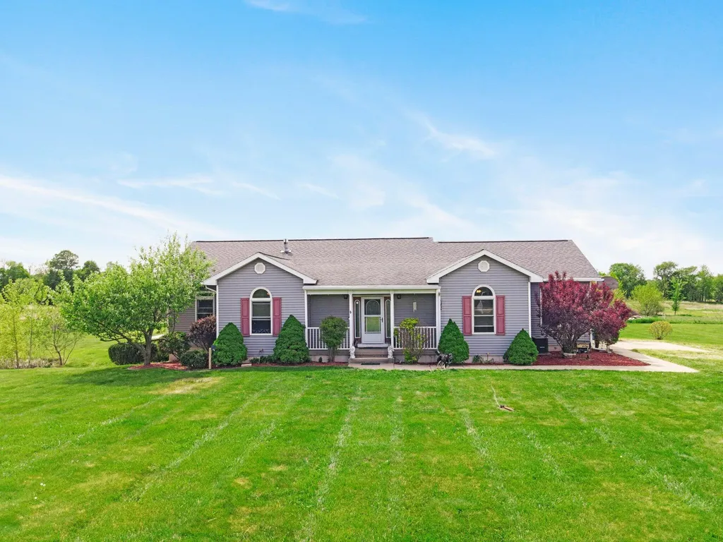 8860 Timber Lane Charlotte City MI 48813