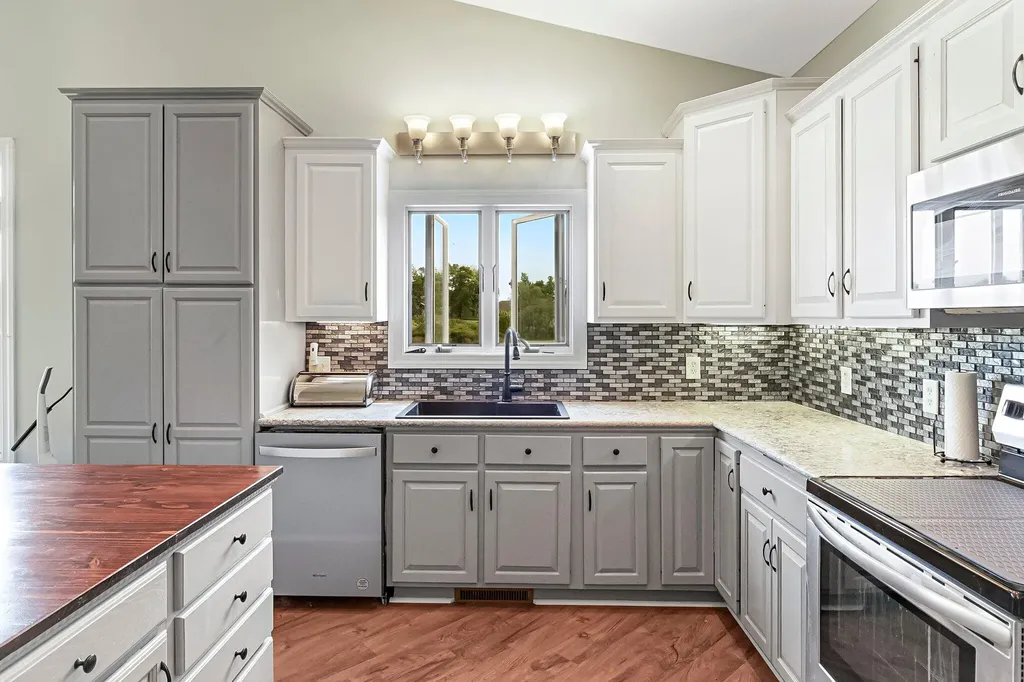 8860 Timber Lane Charlotte City MI 48813