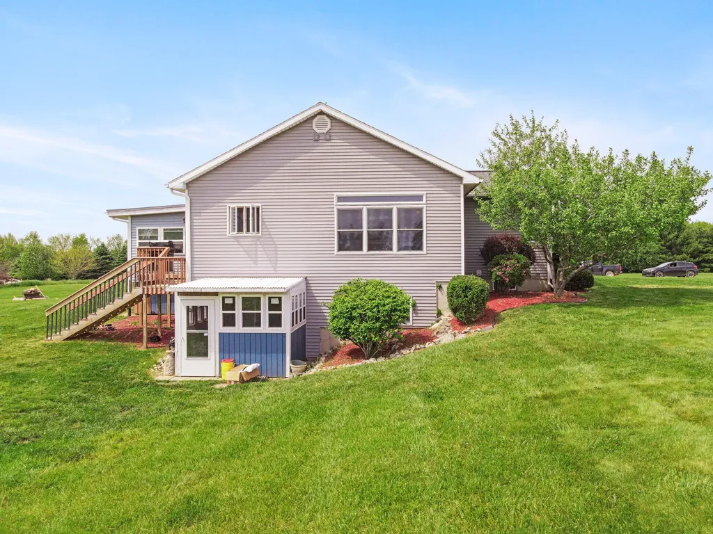 8860 Timber Lane Charlotte City MI 48813